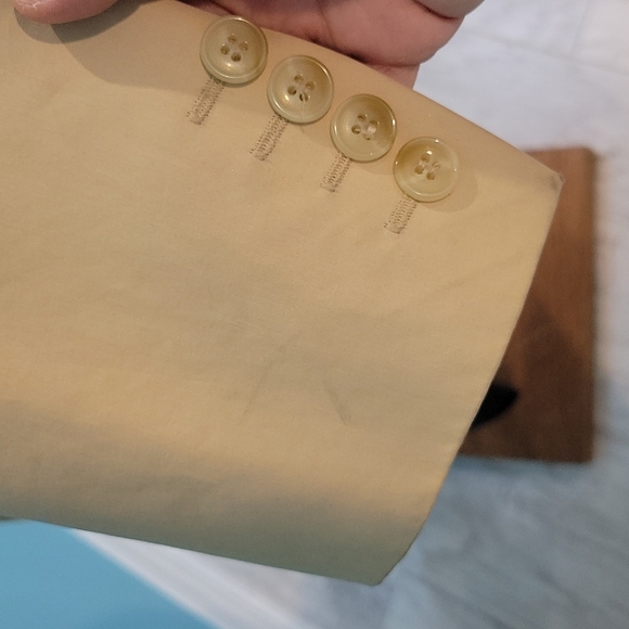 Brooks Brothers Cream Trench Coat With Plaid Lining Size Small - Picture 10 of 15